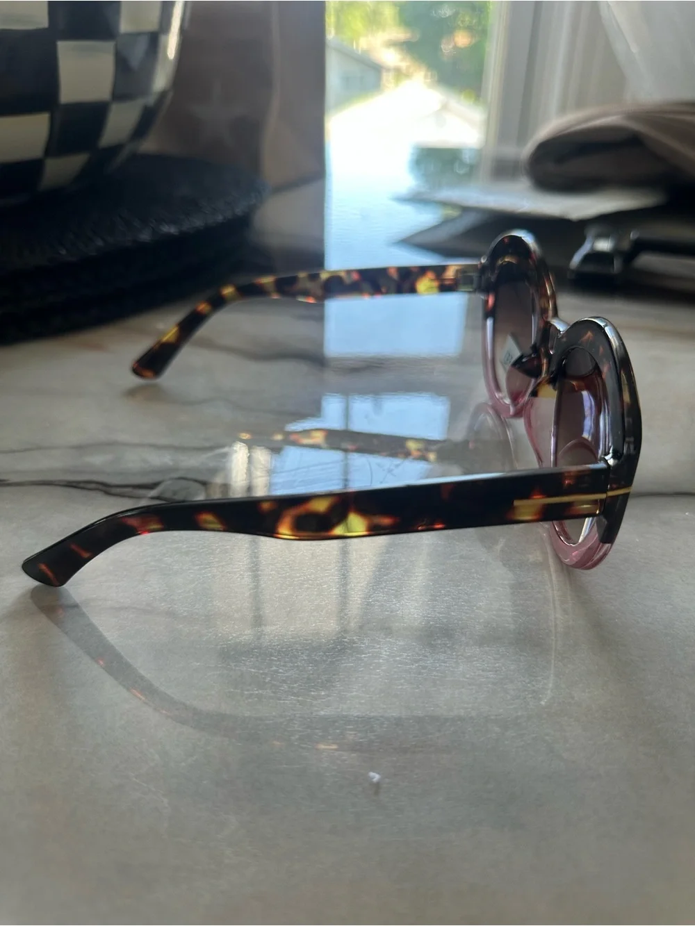 Tortoise Pink Oversized Round Sunglasses – New With Tags